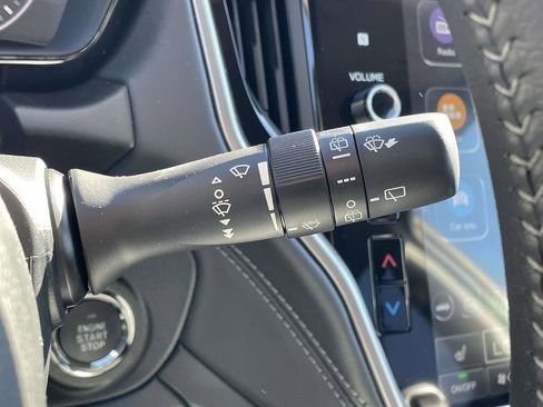 Used 2025 Subaru Outback Premium w/ Popular Package #1A image 12