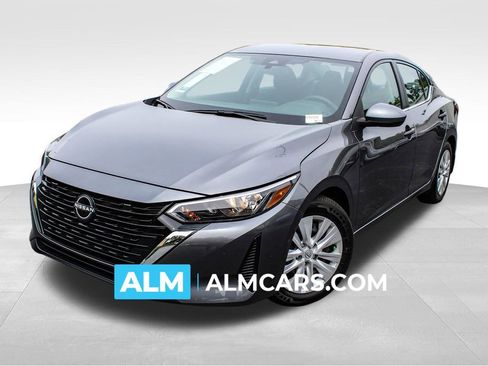 Used 2025 Nissan Sentra S FWD image 1