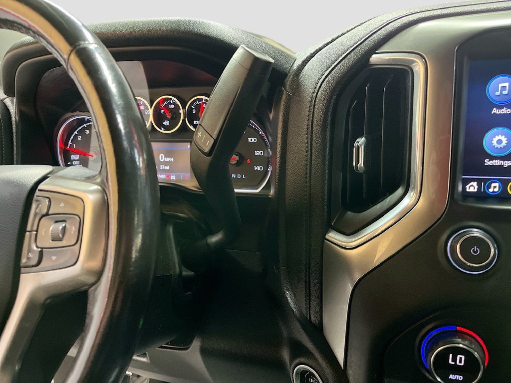 Used 2021 Chevrolet Silverado 1500 LT Trail Boss w/ Convenience Package II AWD/4WD image 16