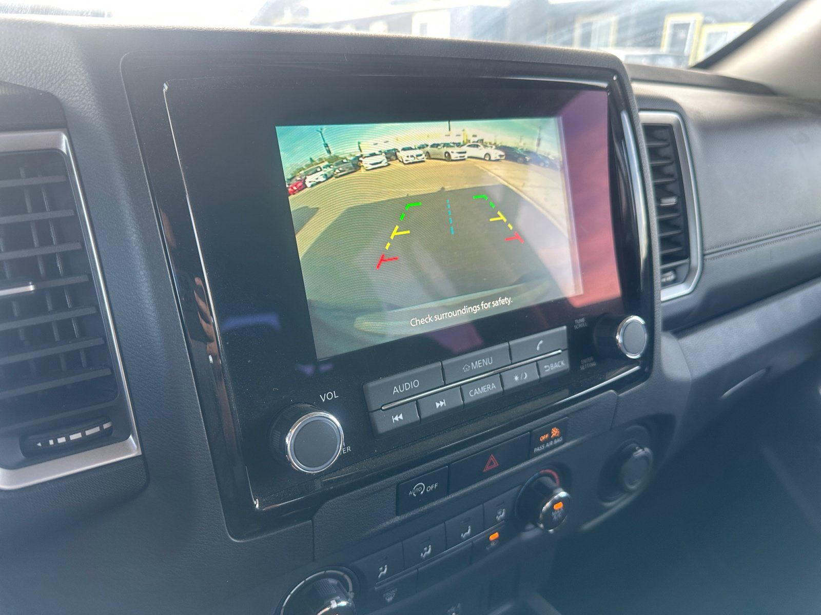 Used 2024 Nissan Frontier SV RWD image 21