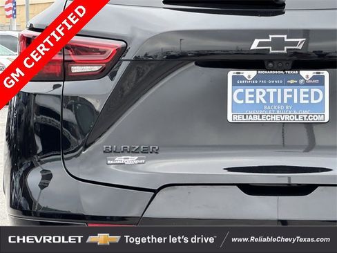 Certified 2023 Chevrolet Blazer RS w/ Driver Confidence II Package image 6