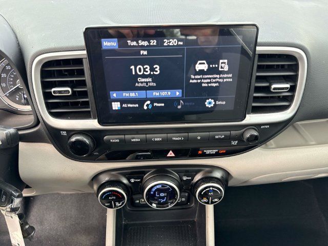 Used 2022 Hyundai Venue SEL FWD image 30
