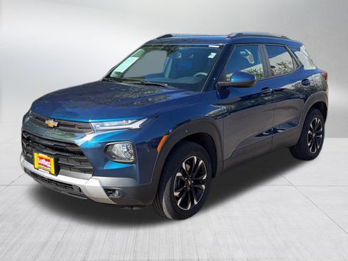 Used 2021 Chevrolet TrailBlazer LT w/ Convenience Package AWD/4WD image 4