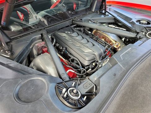 Used 2023 Chevrolet Corvette Stingray Coupe w/ Z51 Performance Package image 10