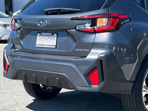 Certified 2025 Subaru Crosstrek 2.0i Premium image 6