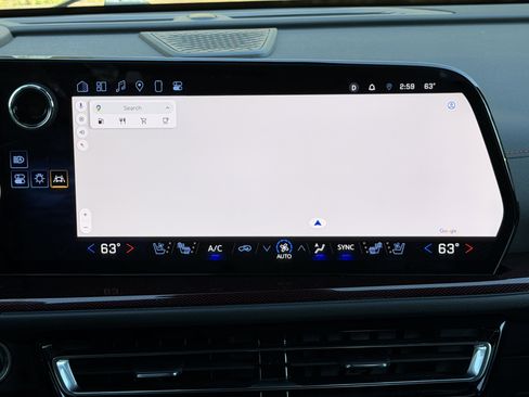 Used 2024 Chevrolet Traverse RS w/ LPO, Floor Liner Package image 16