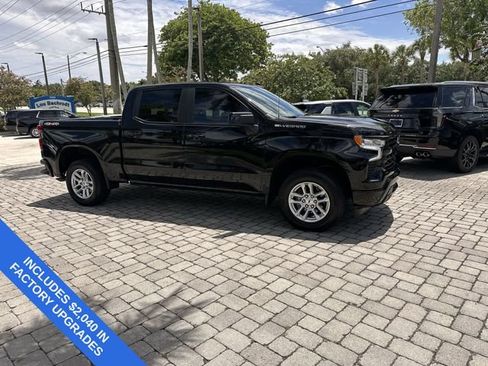 Used 2025 Chevrolet Silverado 1500 RST AWD/4WD image 16