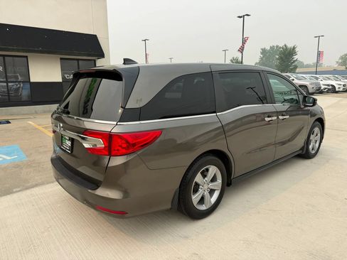 Used 2018 Honda Odyssey EX image 15
