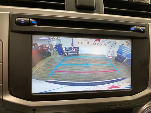 Used 2016 Toyota 4Runner SR5 Premium image 23