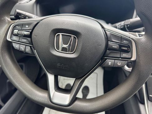Used 2019 Honda Accord LX image 17