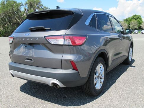 Used 2022 Ford Escape SE w/ Convenience Package FWD image 7