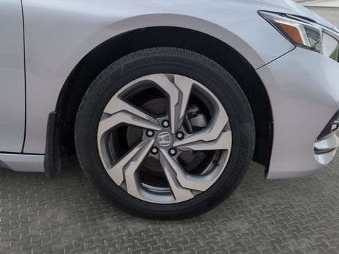 Used 2018 Honda Accord EX-L image 10