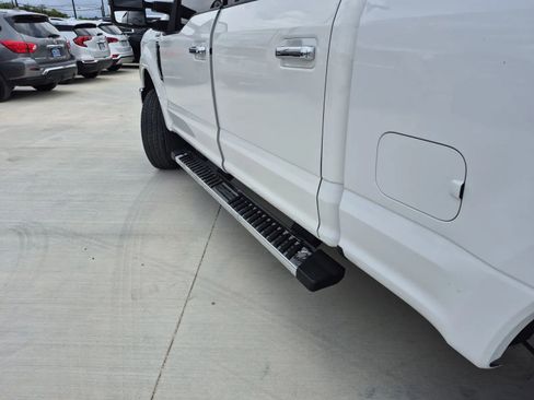 Used 2017 Ford F250 Lariat w/ Chrome Package AWD/4WD image 12