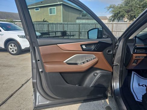 Used 2023 Acura MDX Technology image 13