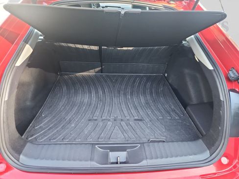 Used 2024 Toyota Prius Prime FWD image 4