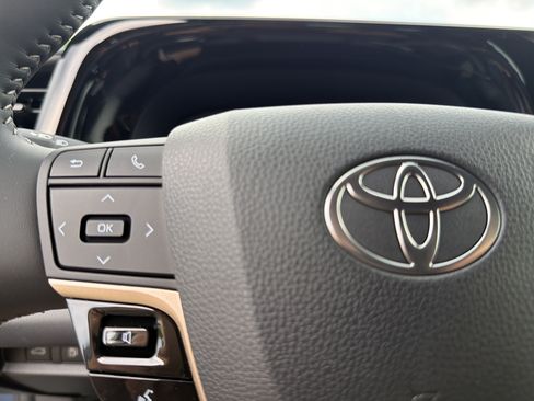 New 2026 Toyota Crown AWD/4WD image 25
