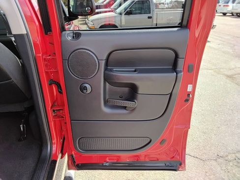 Used 2005 Dodge Ram 1500 Truck SLT w/ Trailer Tow Group image 16