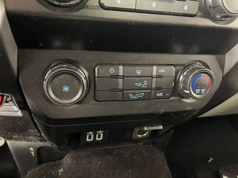 Certified 2020 Ford F150 XLT image 9