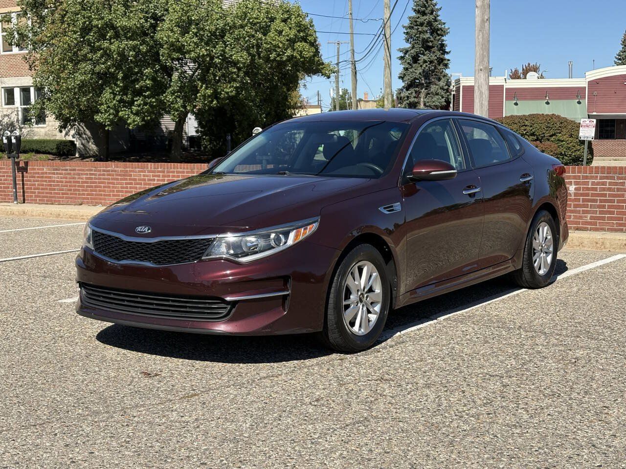 Used 2018 Kia Optima LX FWD image 3