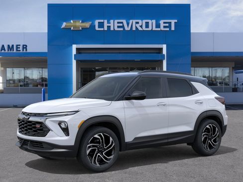 New 2026 Chevrolet TrailBlazer RS AWD/4WD image 2