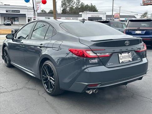 Used 2026 Toyota Camry SE w/ Convenience Package image 5
