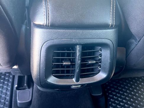 Used 2016 Jeep Cherokee Latitude image 10