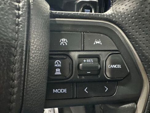 Used 2025 Toyota 4Runner Limited AWD/4WD image 20