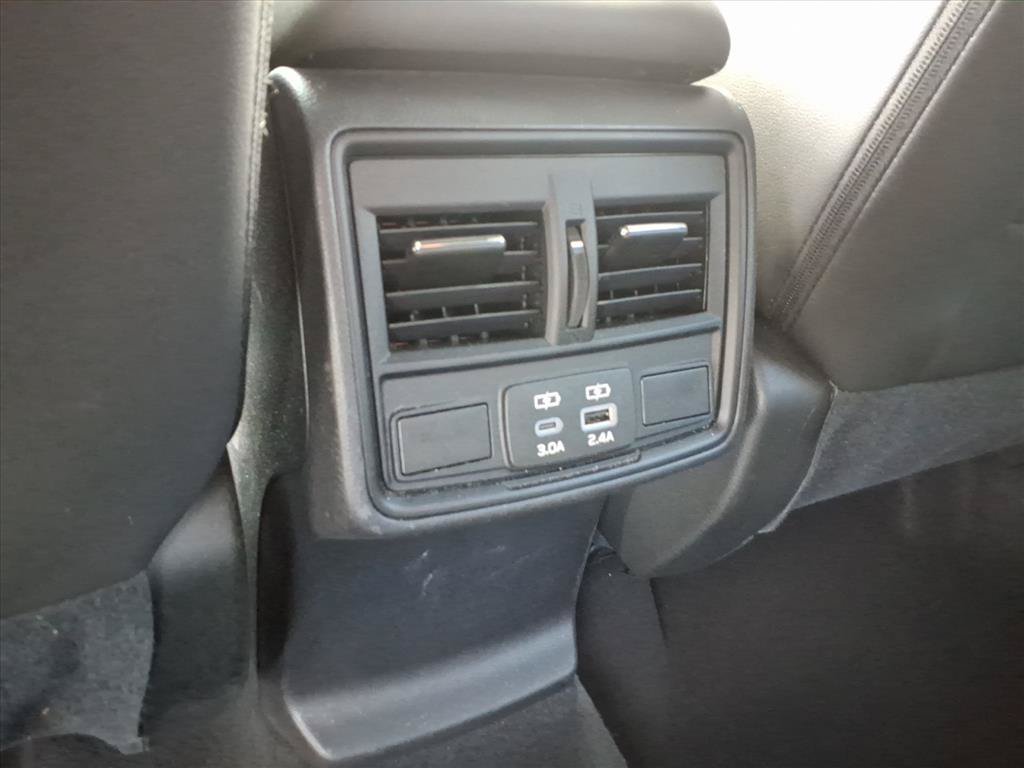 Used 2025 Subaru Forester Premium AWD/4WD image 16