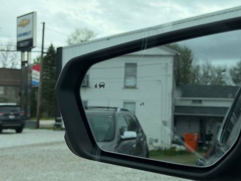 Used 2019 Chevrolet Equinox LT image 4