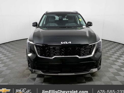 Used 2025 Kia Sorento S image 33