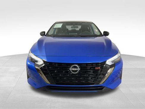 Used 2024 Nissan Sentra SR w/ SR Premium Package FWD image 3