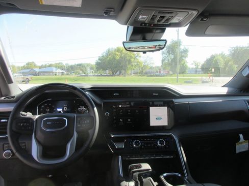 New 2026 GMC Sierra 1500 Denali image 17