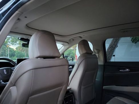 Certified 2023 Lincoln Nautilus Reserve FWD image 12