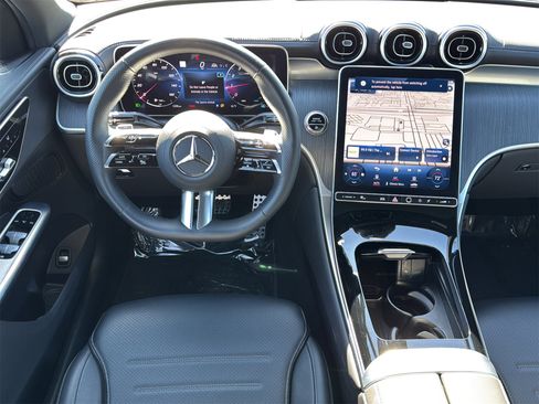 Used 2024 Mercedes-Benz GLC 300 4MATIC w/ AMG Line image 11