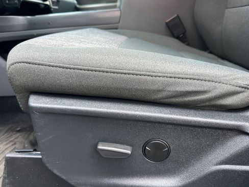 Used 2023 Ford F350 XLT w/ FX4 Off-Road Package image 15