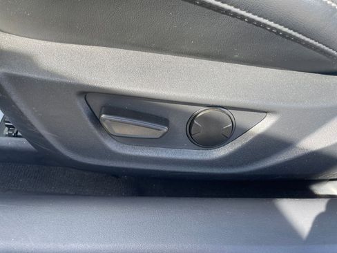 Used 2025 Ford Mustang GT Premium image 22