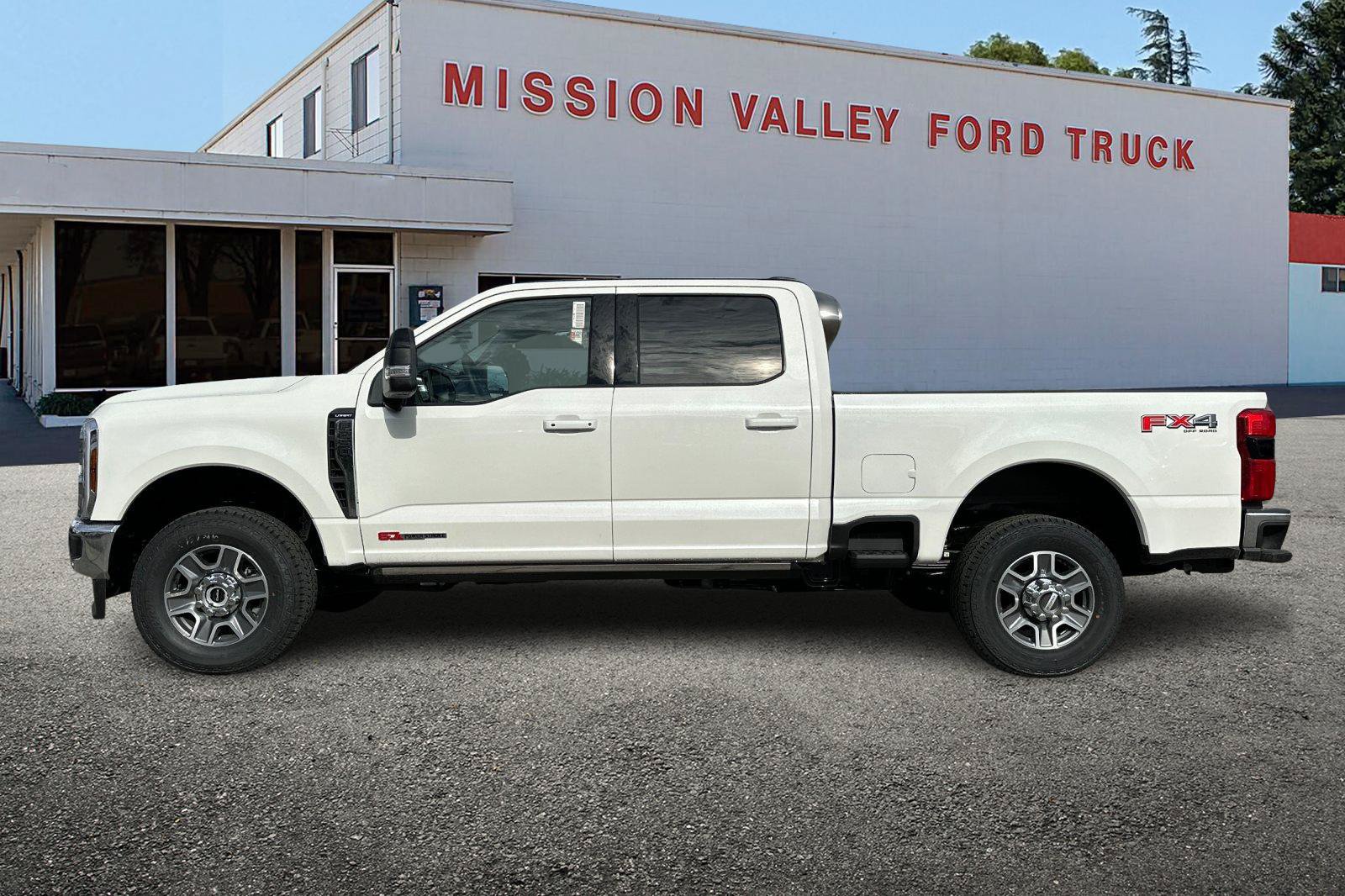 New 2025 Ford F250 Lariat w/ Lariat Ultimate Package AWD/4WD image 7