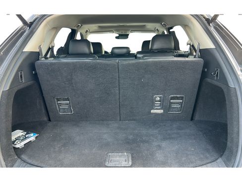 Used 2019 MAZDA CX-9 Touring w/ Touring Premium Package FWD image 9