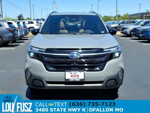 Used 2025 Subaru Forester Touring w/ Touring Package AWD/4WD image 33