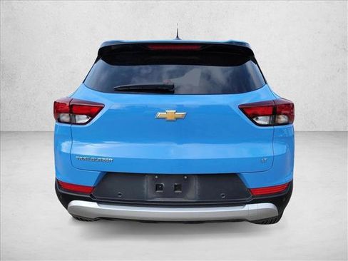 Used 2024 Chevrolet TrailBlazer LT w/ LT Cold Weather Package FWD image 6