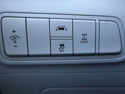 Used 2019 Hyundai Tucson SE image 28