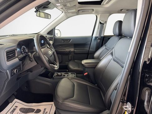 Used 2024 Ford Maverick Lariat w/ Black Appearance Package FWD image 12