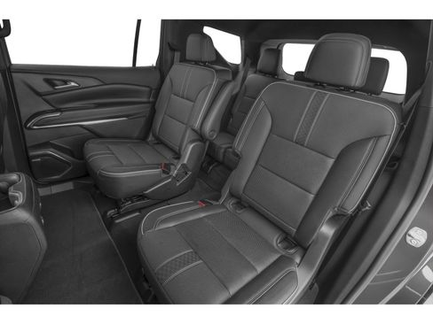 New 2026 Chevrolet Traverse High Country w/ LPO, Floor Liner Package AWD/4WD image 8