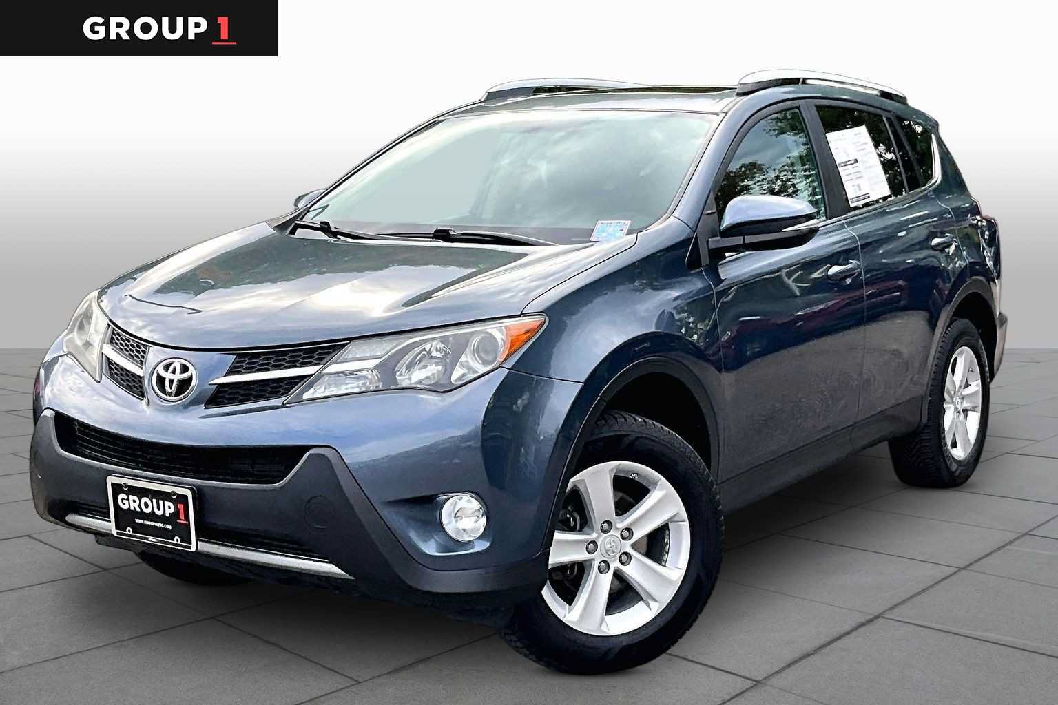 Used 2014 Toyota RAV4 XLE AWD/4WD image 1