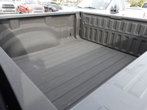 Used 2021 RAM 1500 Big Horn image 31