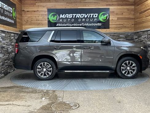 Used 2021 Chevrolet Tahoe LT w/ Luxury Package AWD/4WD image 15