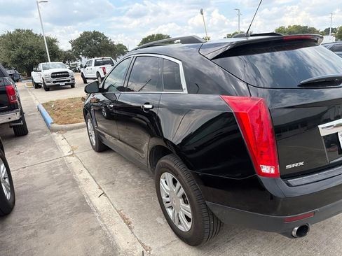 Used 2016 Cadillac SRX FWD image 4