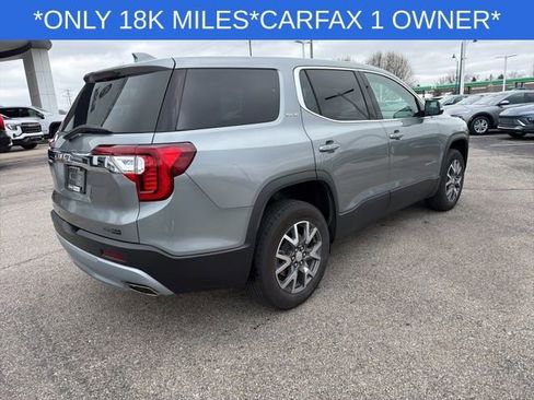 Used 2023 GMC Acadia SLE image 15