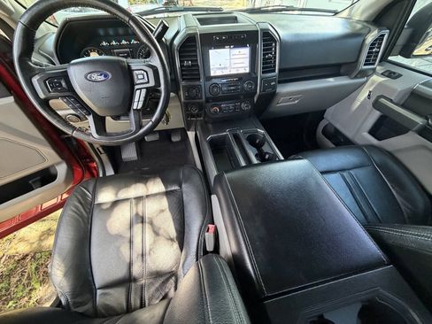 Used 2019 Ford F150 XLT w/ Equipment Group 302A Luxury AWD/4WD image 12