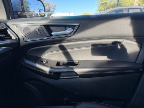 Used 2017 Ford Edge Titanium w/ Equipment Group 301A image 16